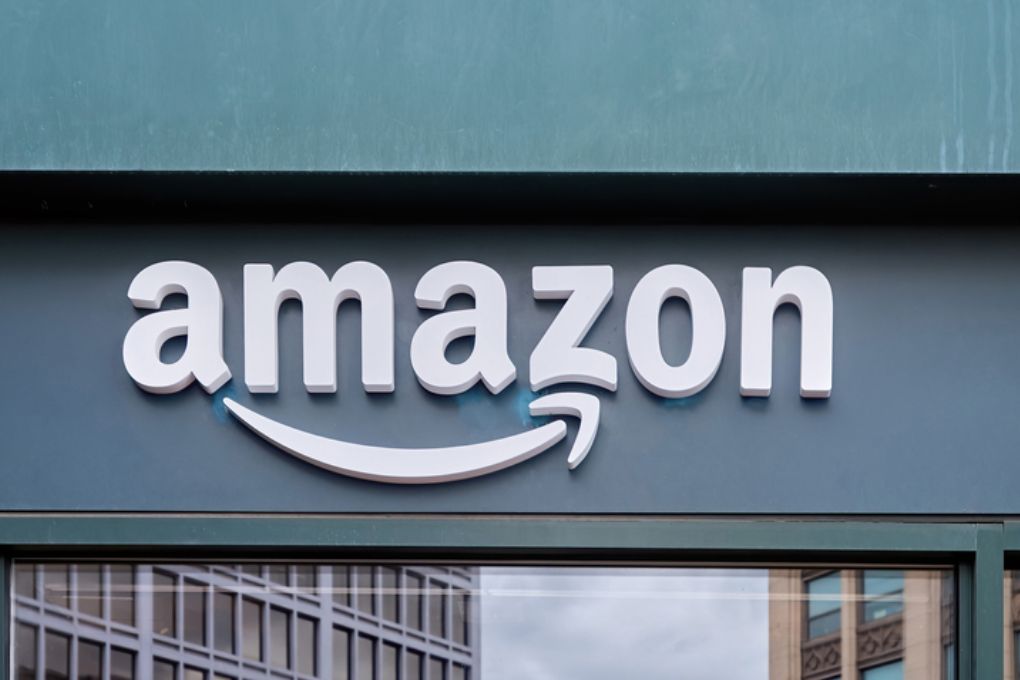 Decoding Amazon: The E-commerce Behemoth